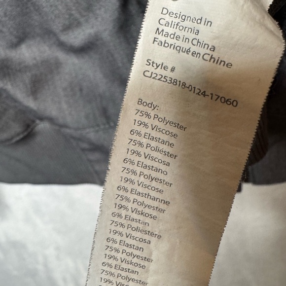 Men’s Fabletics Foundation Scrub Jacket Gray - Picture 8 of 12